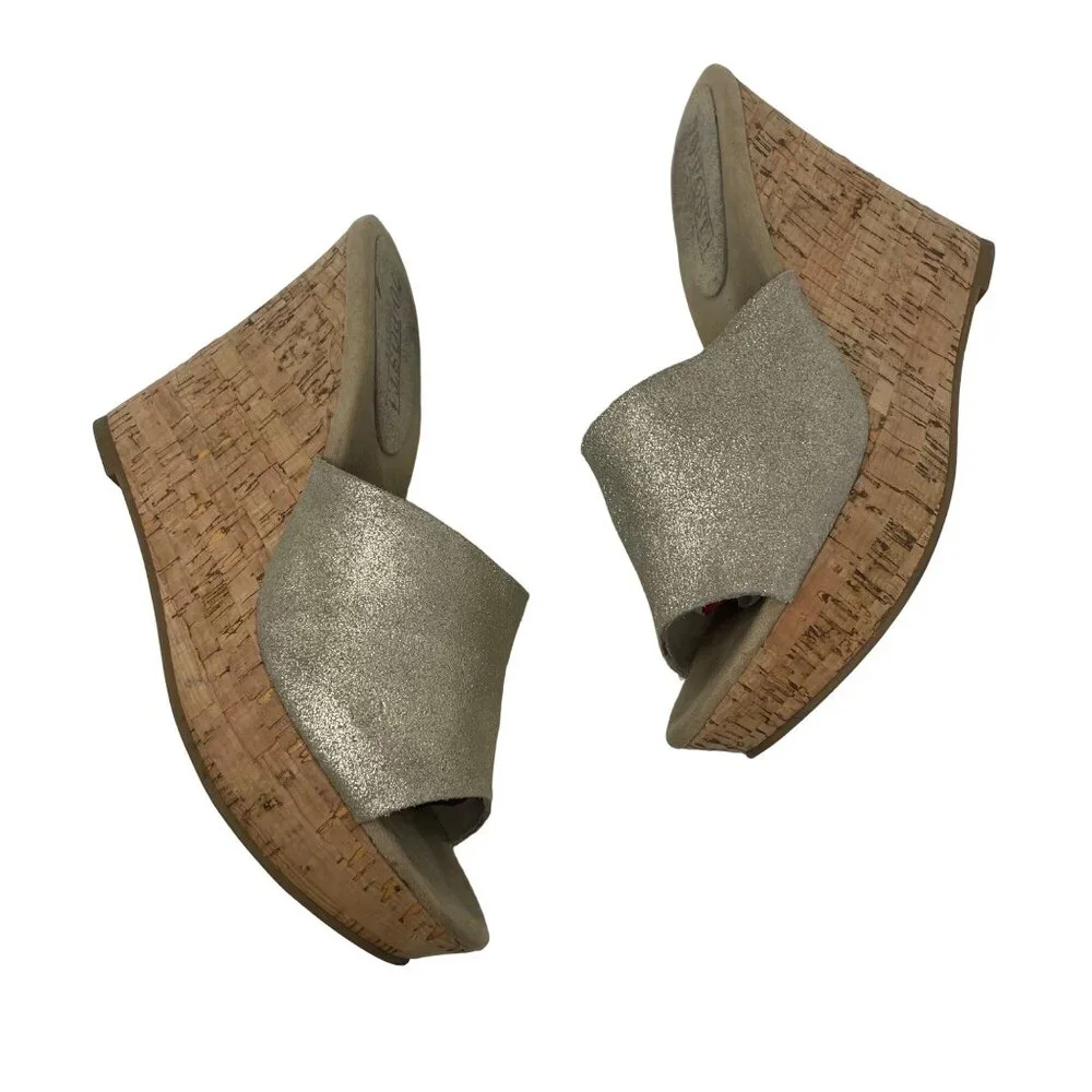 70 Post Paris Lainie Gold Leather Wedge Size 8.5 Open Toe Cork Heel